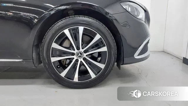 Mercedes-Benz E-Class W213 id 2980510 из Кореи 14