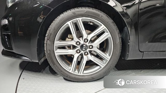 Kia Come New K3 id 4652279 из Кореи 26