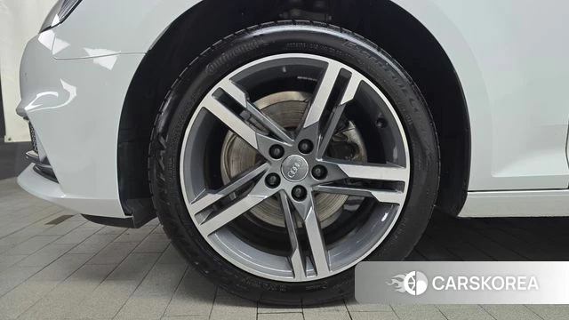 Audi A4 (B9) id 4525396 из Кореи 27