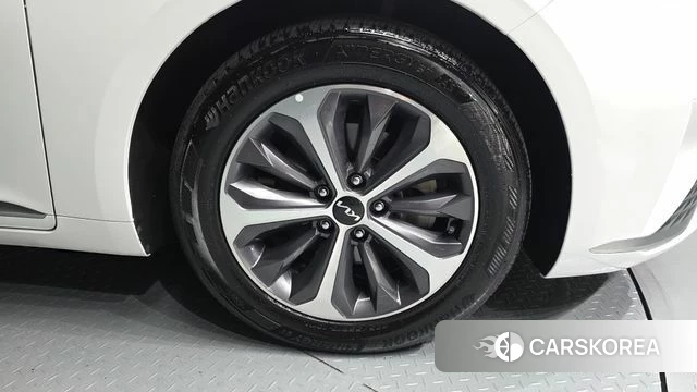Kia K8 Hybrid id 4631297 из Кореи 26