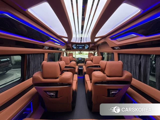 Toyota Hiace id 4239637 из Китая 9