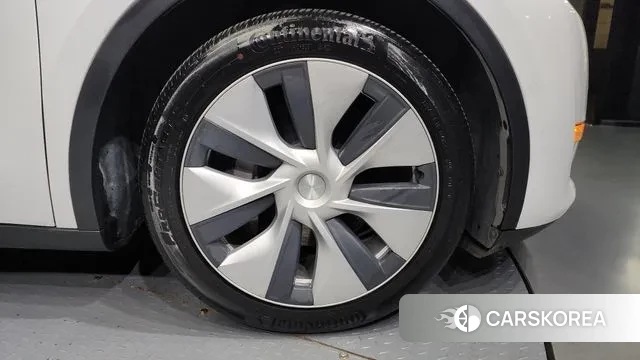 Tesla Model Y id 2990132 из Кореи 15