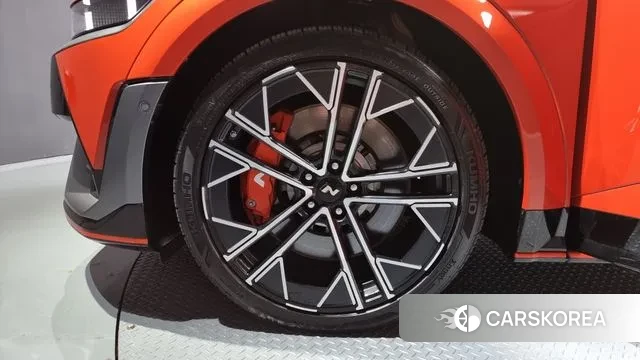 Hyundai Ionic 5 id 3372244 из Кореи 15