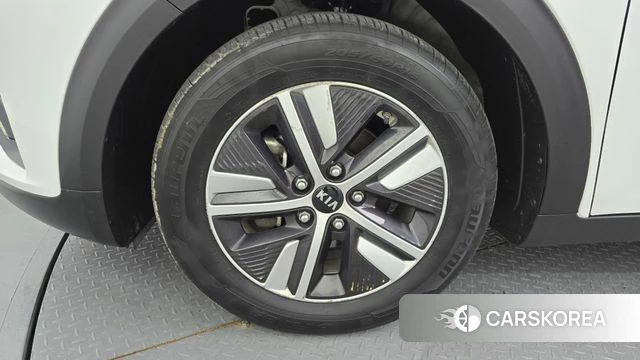 Kia The New Niro id 4595502 из Кореи 27