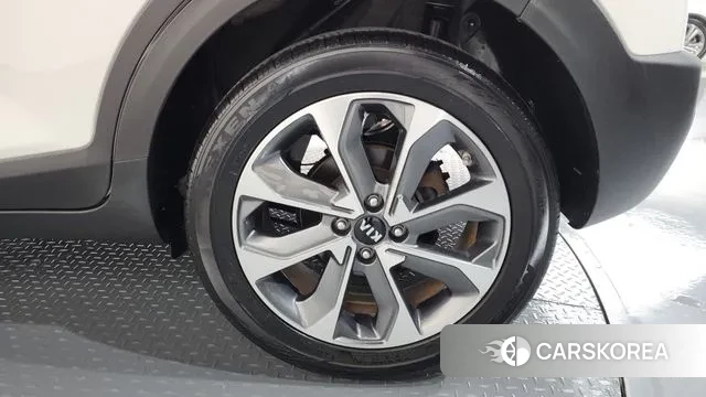 Kia Stonic id 3375255 из Кореи 15