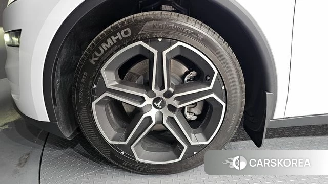 Tesla Model Y id 3825672 из Кореи 15