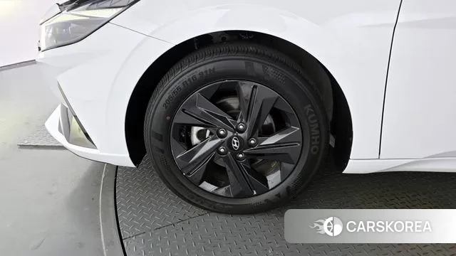 Hyundai Avante (CN7) id 3282732 из Кореи 15