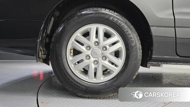 Hyundai The New Grand Starex id 4557547 из Кореи 15
