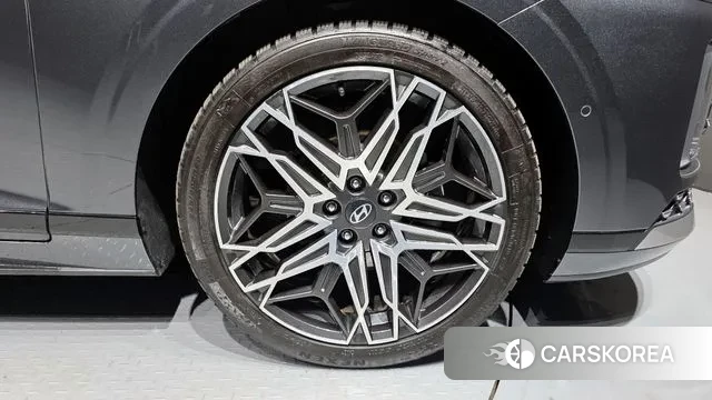 Hyundai Grandeur Hybrid (GN7) id 3746018 из Кореи 15