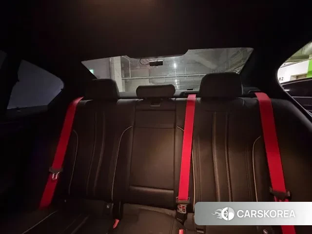 BMW 5 Series (G30) 2022 Серебристо-серый из Кореи, фото 5