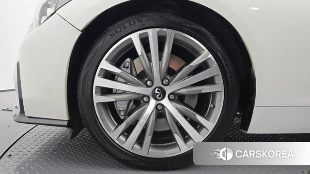 Infiniti Q50 id 4568664 из Кореи 27