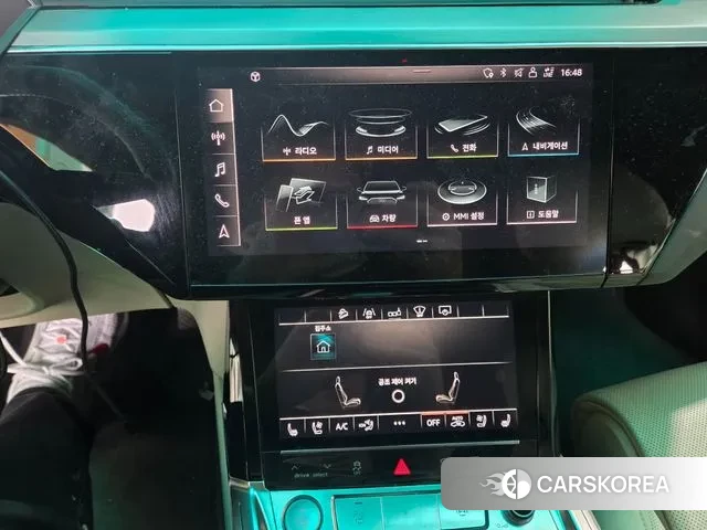 Audi e-Tron 2020 Черный из Кореи, фото 5