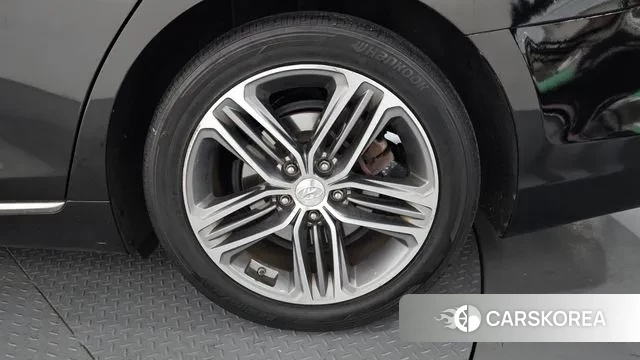 Hyundai Grandeur IG id 3677622 из Кореи 15