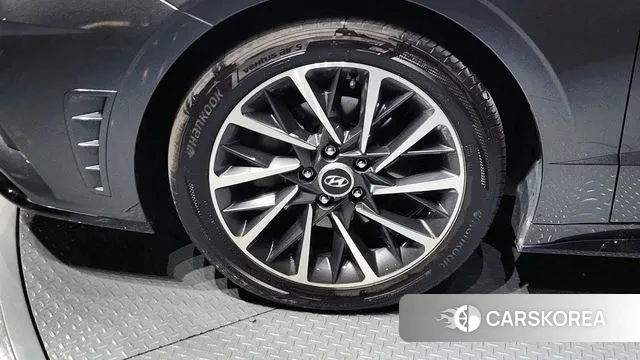 Hyundai Sonata (DN8) id 3746219 из Кореи 15