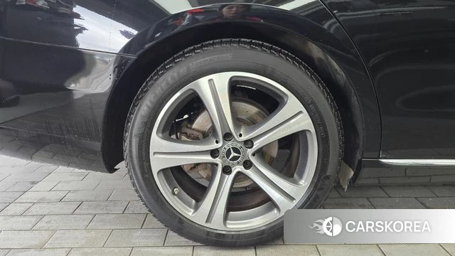 Mercedes-Benz E-Class W213 id 4568270 из Кореи 28