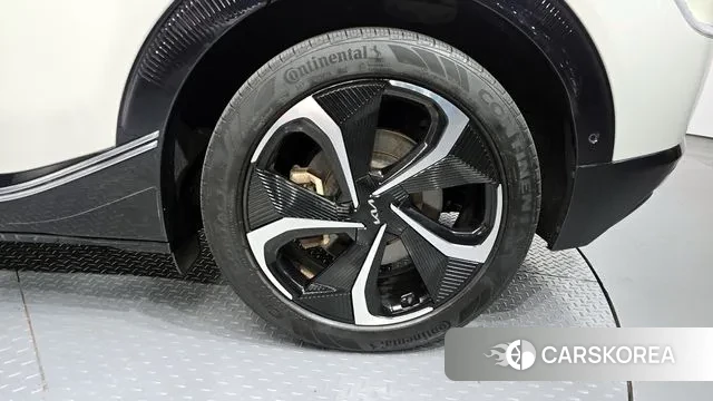 Kia EV6 id 3462506 из Кореи 15