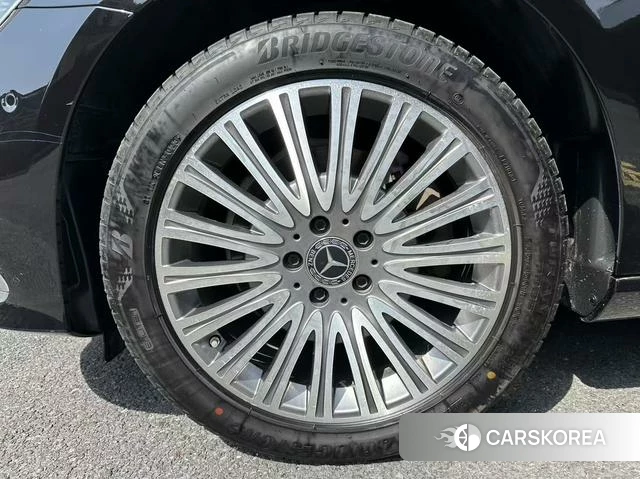 Mercedes-Benz E-class id 4277500 из Китая 8