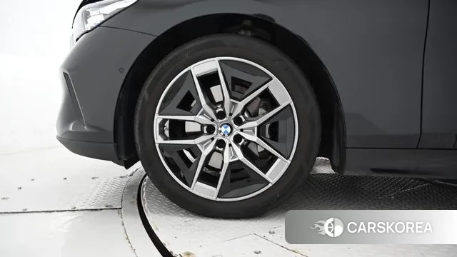 BMW 5 Series (G60) id 3036456 из Кореи 15