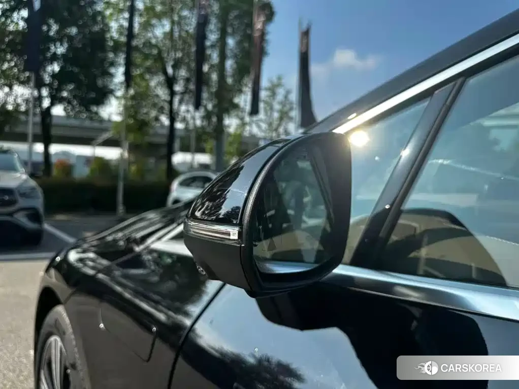 Mercedes-Benz EQE id 4680585 из Китая 16