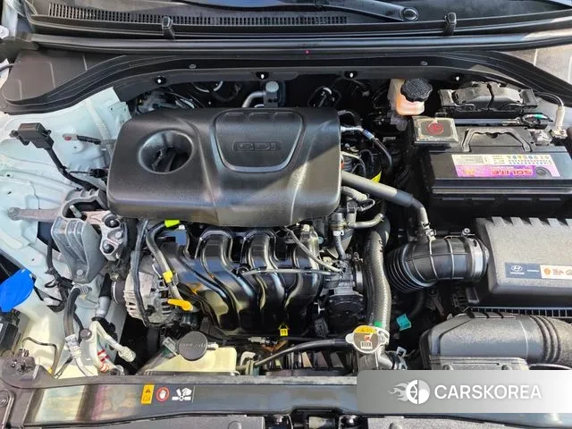 Hyundai Avante AD id 3413331 из Кореи 13