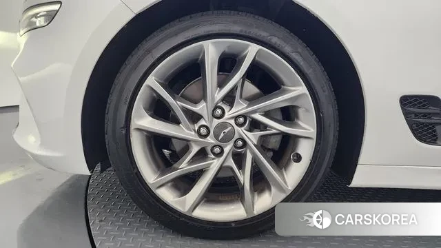 Genesis The New G70 id 3685517 из Кореи 15