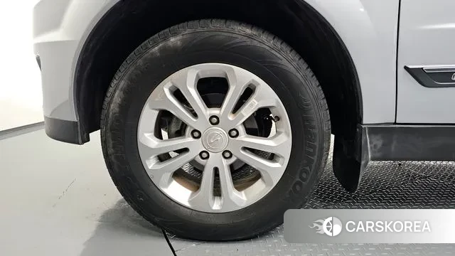 Ssangyong The New Korando Sports id 3445151 из Кореи 15