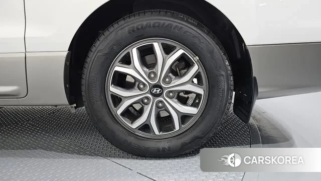 Hyundai The New Grand Starex id 3697957 из Кореи 15
