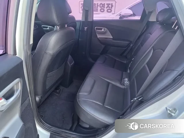 Kia Niro id 3651712 из Кореи 13