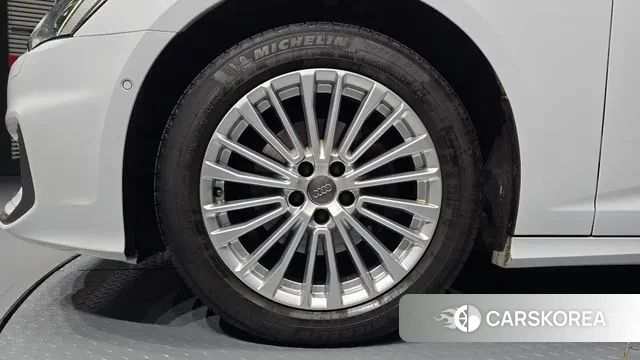 Audi A6 (C8) id 3301830 из Кореи 15