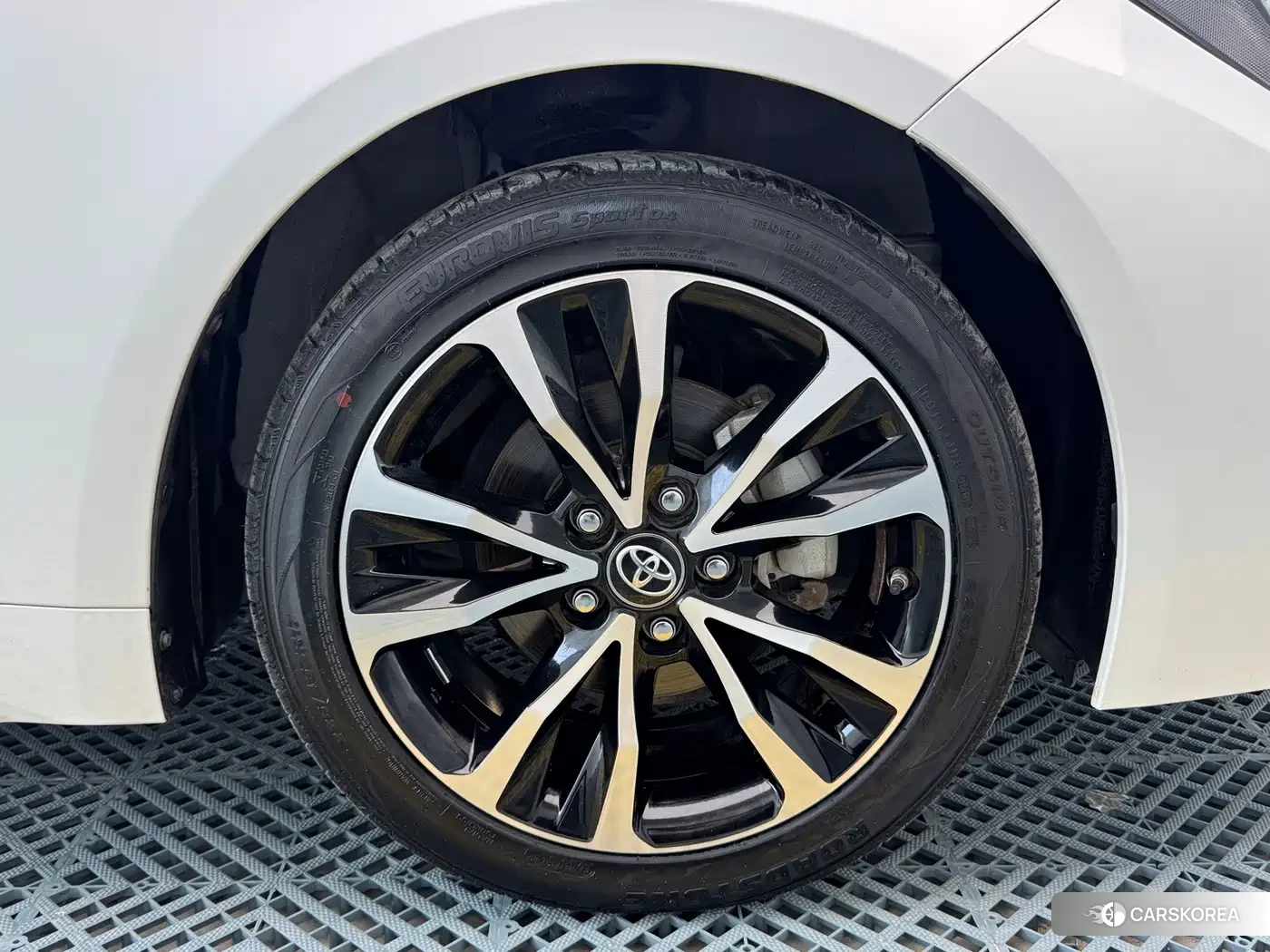 Toyota Levin id 4681181 из Китая 23
