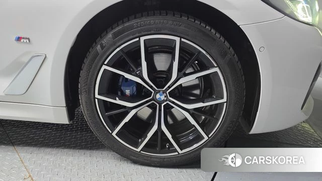 BMW 5 Series (G30) id 3843812 из Кореи 15