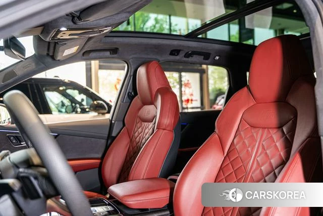 Audi SQ7 id 4260784 из Китая 17