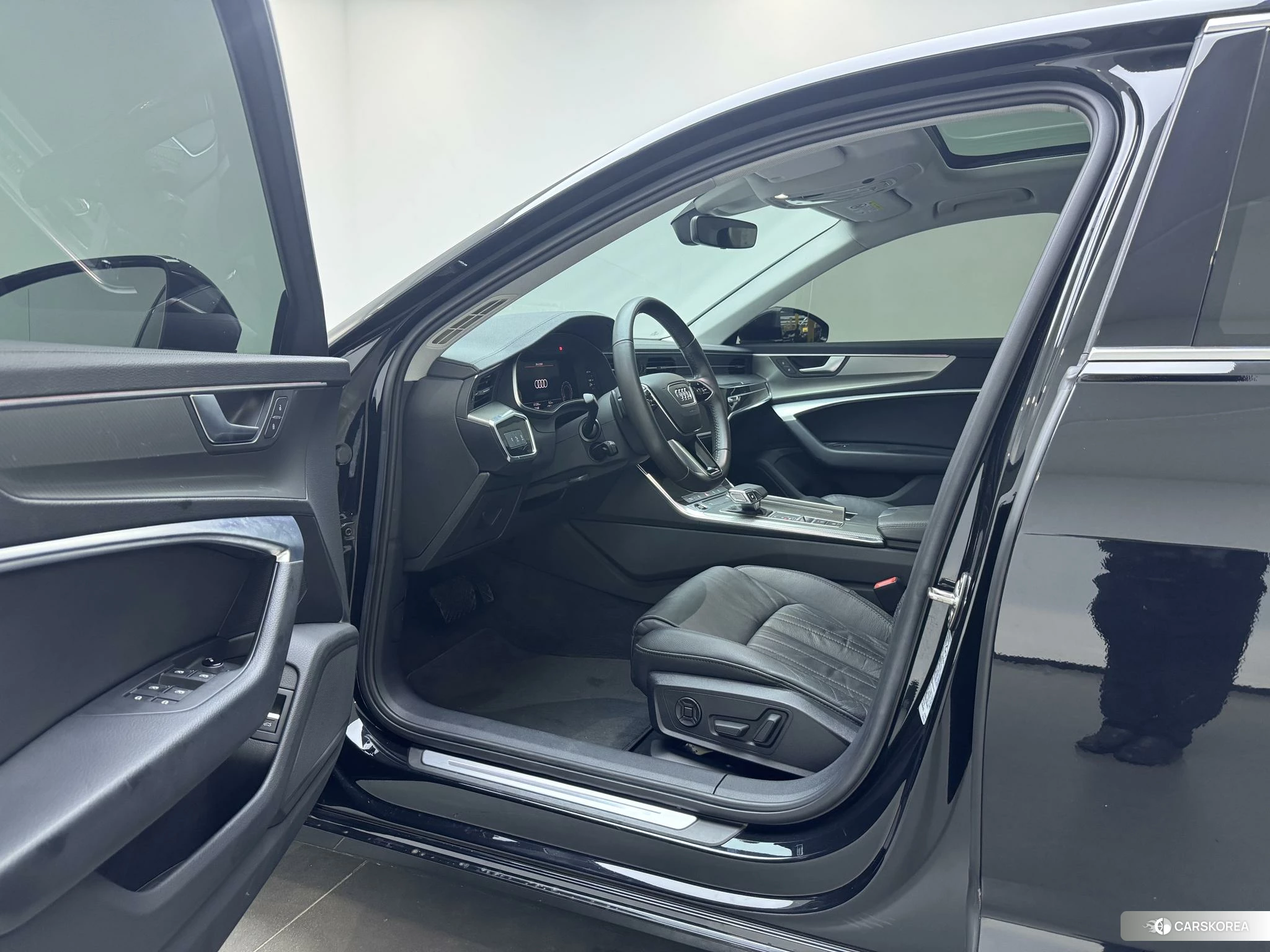 Audi A6L id 4510890 из Китая 15