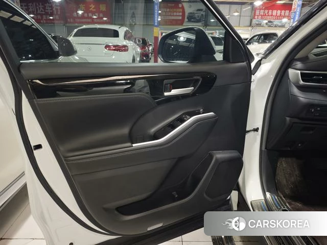 Toyota Highlander id 4336185 из Китая 12