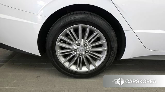 Hyundai Sonata (DN8) id 3936551 из Кореи 15