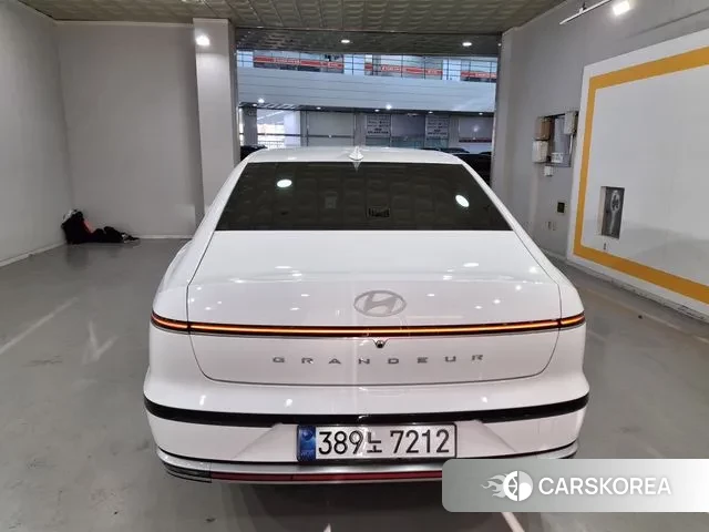 Hyundai Grandeur (GN7) id 3544562 из Кореи 15