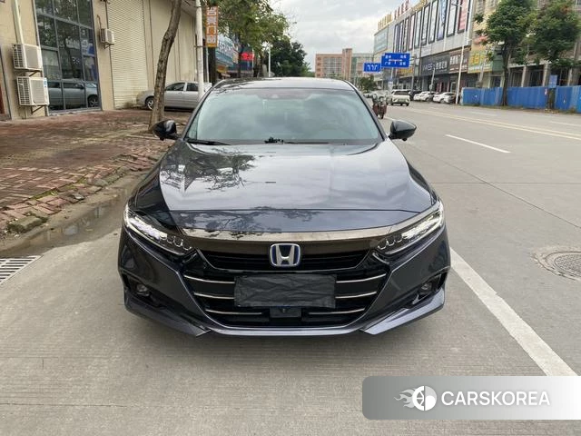 Honda Accord 2023 Серебристо-серый из Китая, фото 5