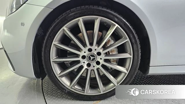 Mercedes-Benz E-Class W213 id 4481437 из Кореи 28