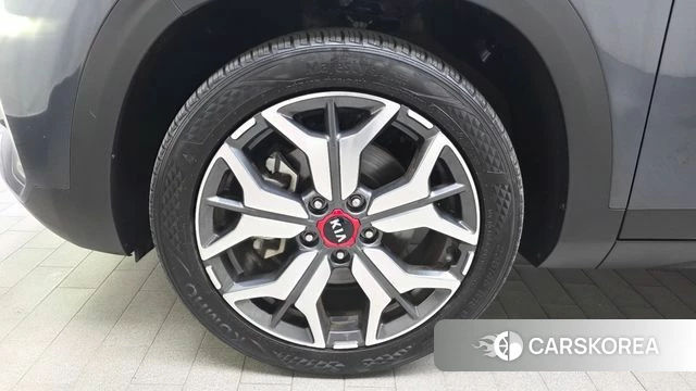 Kia Seltos id 3923577 из Кореи 15