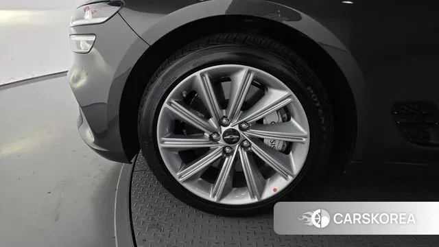 Genesis The New G70 id 3477580 из Кореи 15