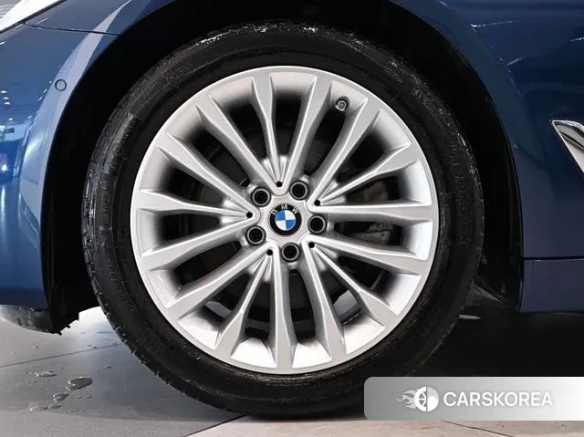 BMW 5 Series (G30) id 3695530 из Кореи 15