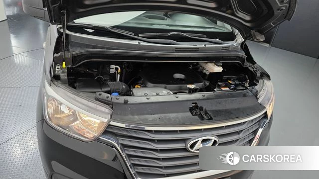 Hyundai The New Grand Starex id 4894732 из Кореи 26