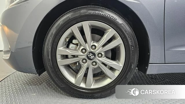 Hyundai Avante AD id 4339806 из Кореи 15