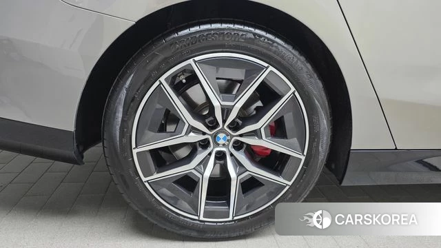 BMW 5 Series (G60) id 4773458 из Кореи 30