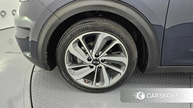 Kia Niro id 3879999 из Кореи 15