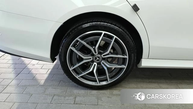 Mercedes-Benz E-Class W213 id 4293510 из Кореи 29