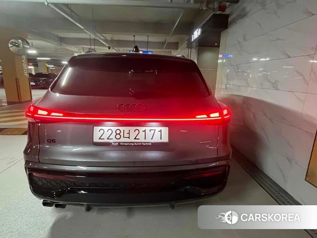 Audi Q5 (80A) 2025 Серый из Кореи, фото 5
