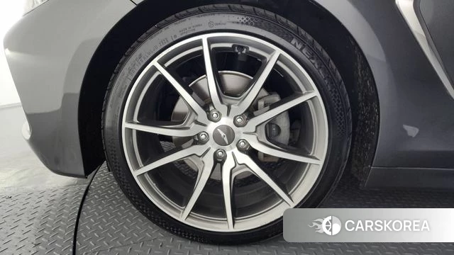 Genesis G70 id 3955967 из Кореи 15