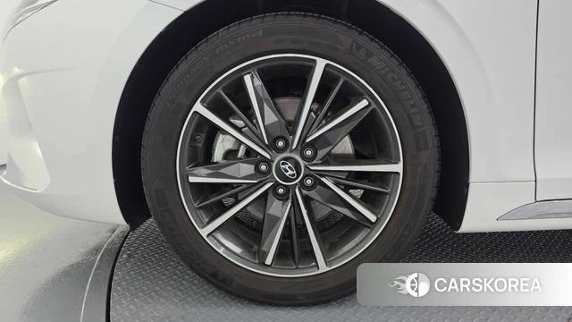 Hyundai The New Grandeur IG id 3899248 из Кореи 15