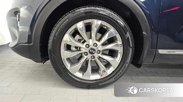Kia The New Sorento id 4694098 из Кореи 31